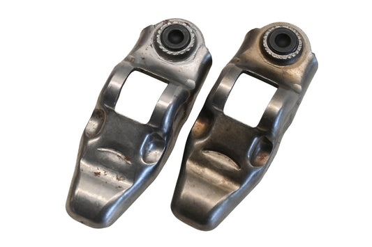 New OEM Briggs & Stratton 690972 Rocker Arms Qty 2 NOS
