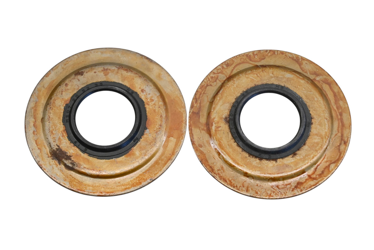 New OEM Yamaha 93104-20068-00 Oil Seals Qty 2 NOS