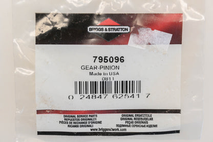 New OEM Briggs & Stratton 795096 Pinion Gear NOS