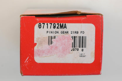 New OEM Briggs & Stratton 071792MA 11T Pinion Gear NOS