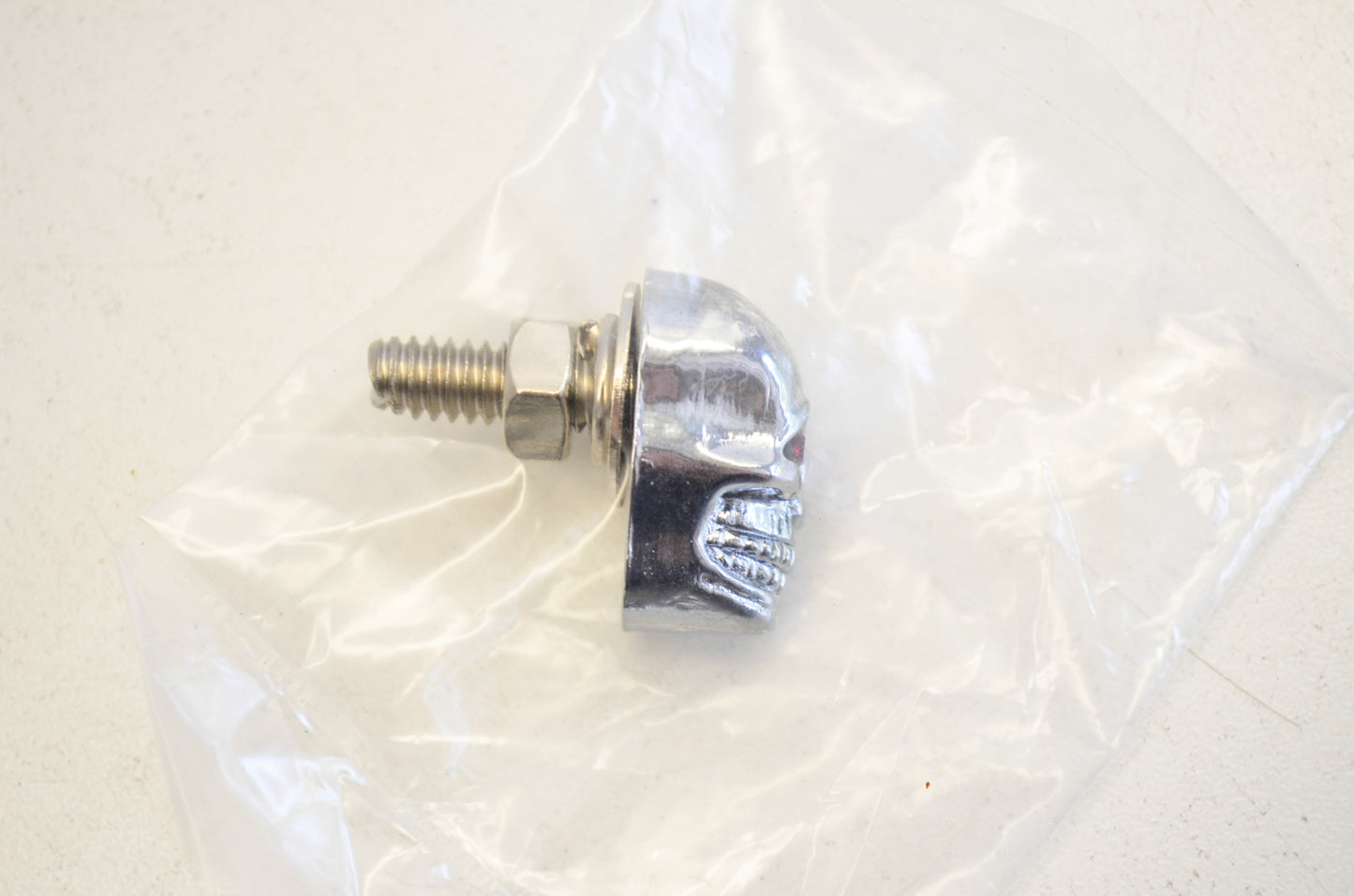 New Drag Specialties Chrome Skull Krommet 1/4-20 Stud NOS