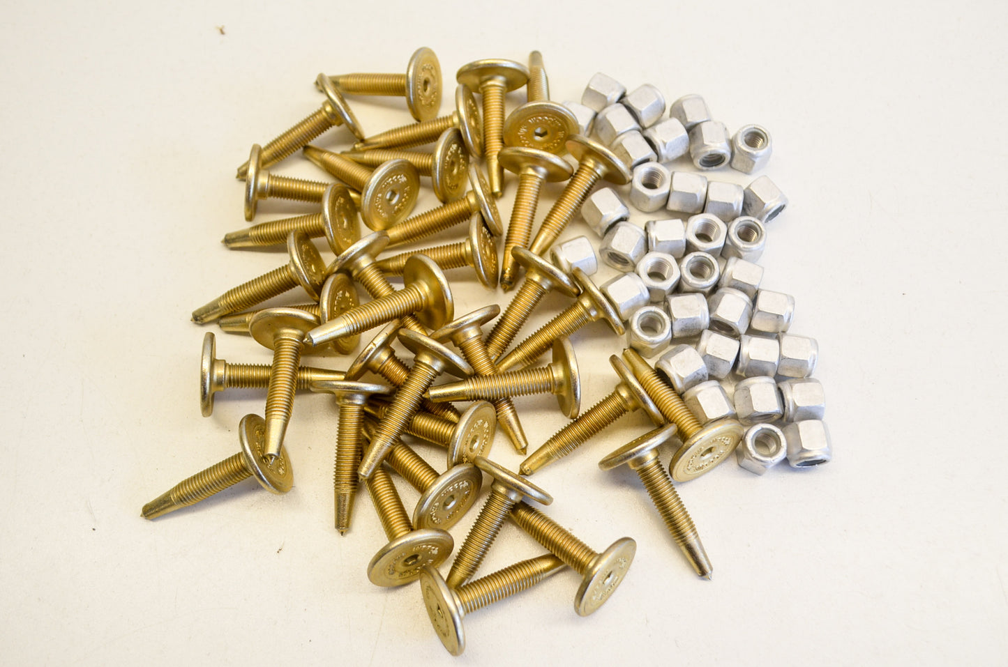 Gold Digger Traction Master Carbide Stud Kit 1.325' - 5/16 NOS