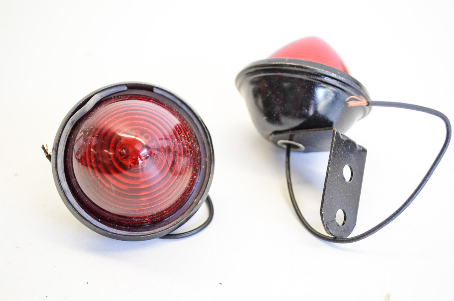 Red Beehive Lamp Fixed Angle Qty 2 NOS