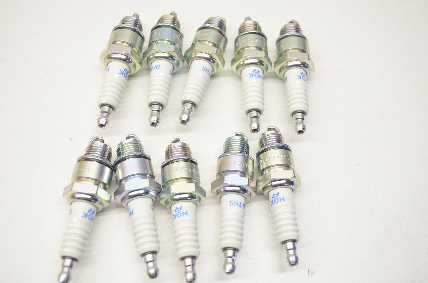 Spark Plugs Set Qty 10 NOS