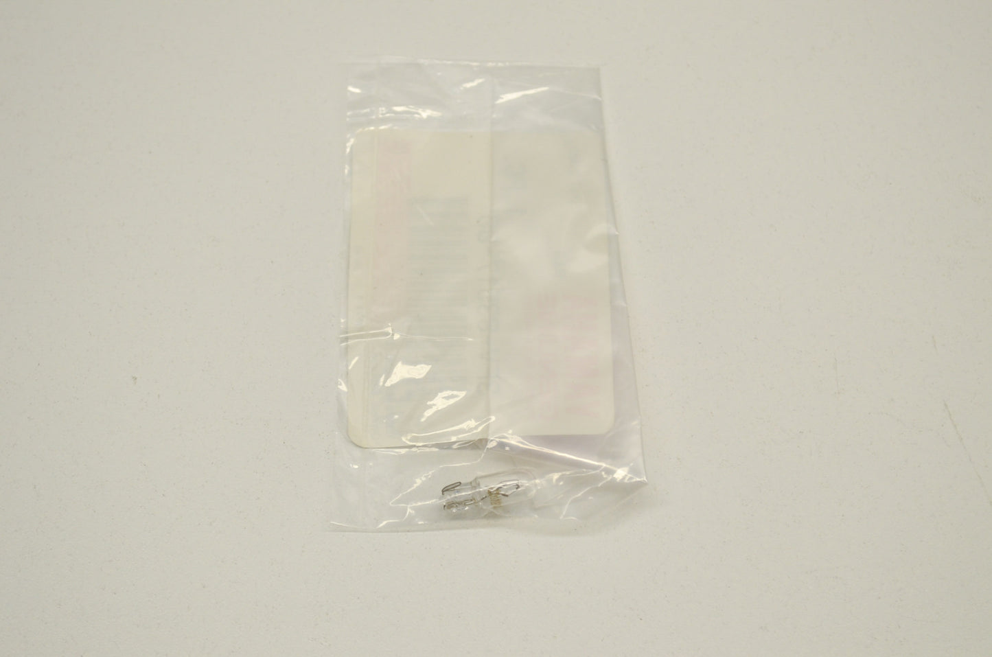 OEM Yamaha 3FV-83517-00-00 Bulb 12V-1.7W NOS