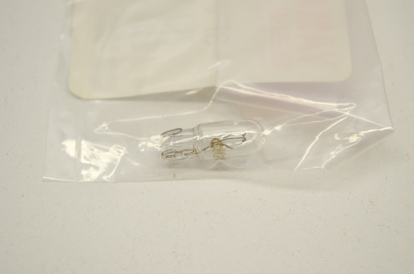 OEM Yamaha 3FV-83517-00-00 Bulb 12V-1.7W NOS