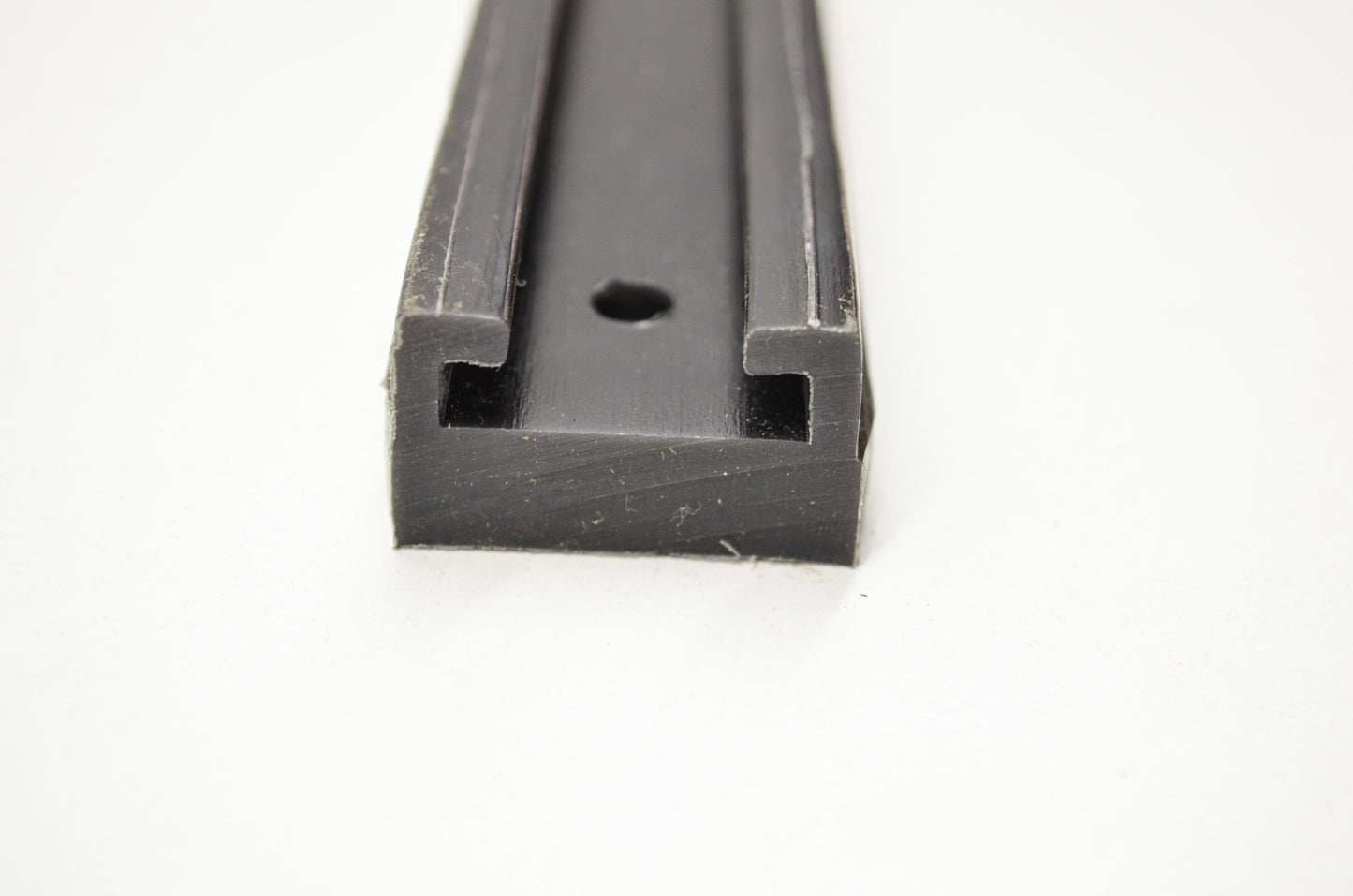 OEM Yamaha SMA-8GC92-00-BK Black 136 Slide Runner Qty 2 NOS