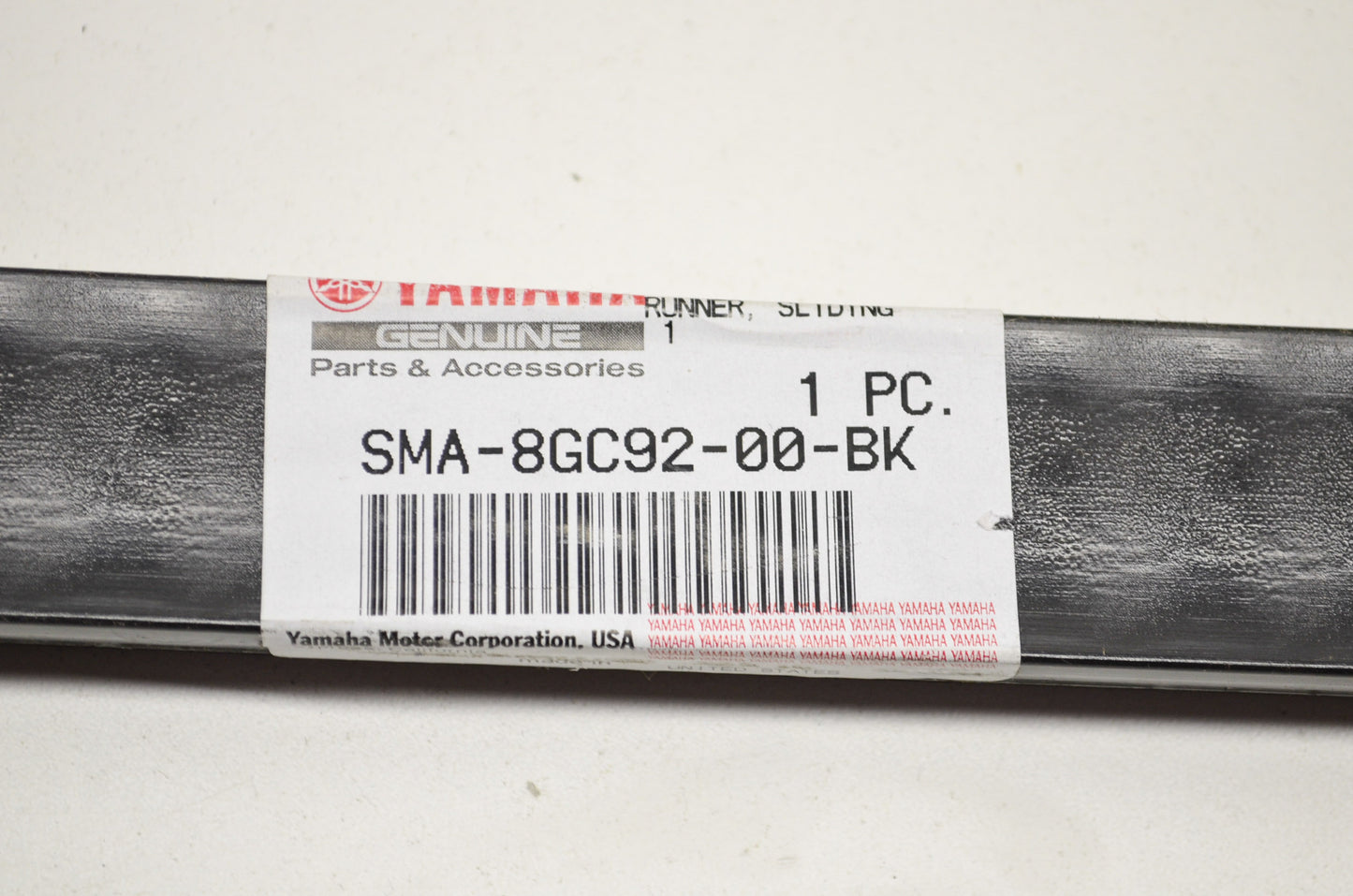 OEM Yamaha SMA-8GC92-00-BK Black 136 Slide Runner Qty 2 NOS