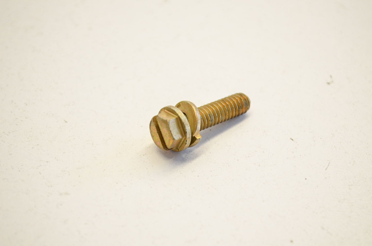New OEM OMC Screw with Washer NOS