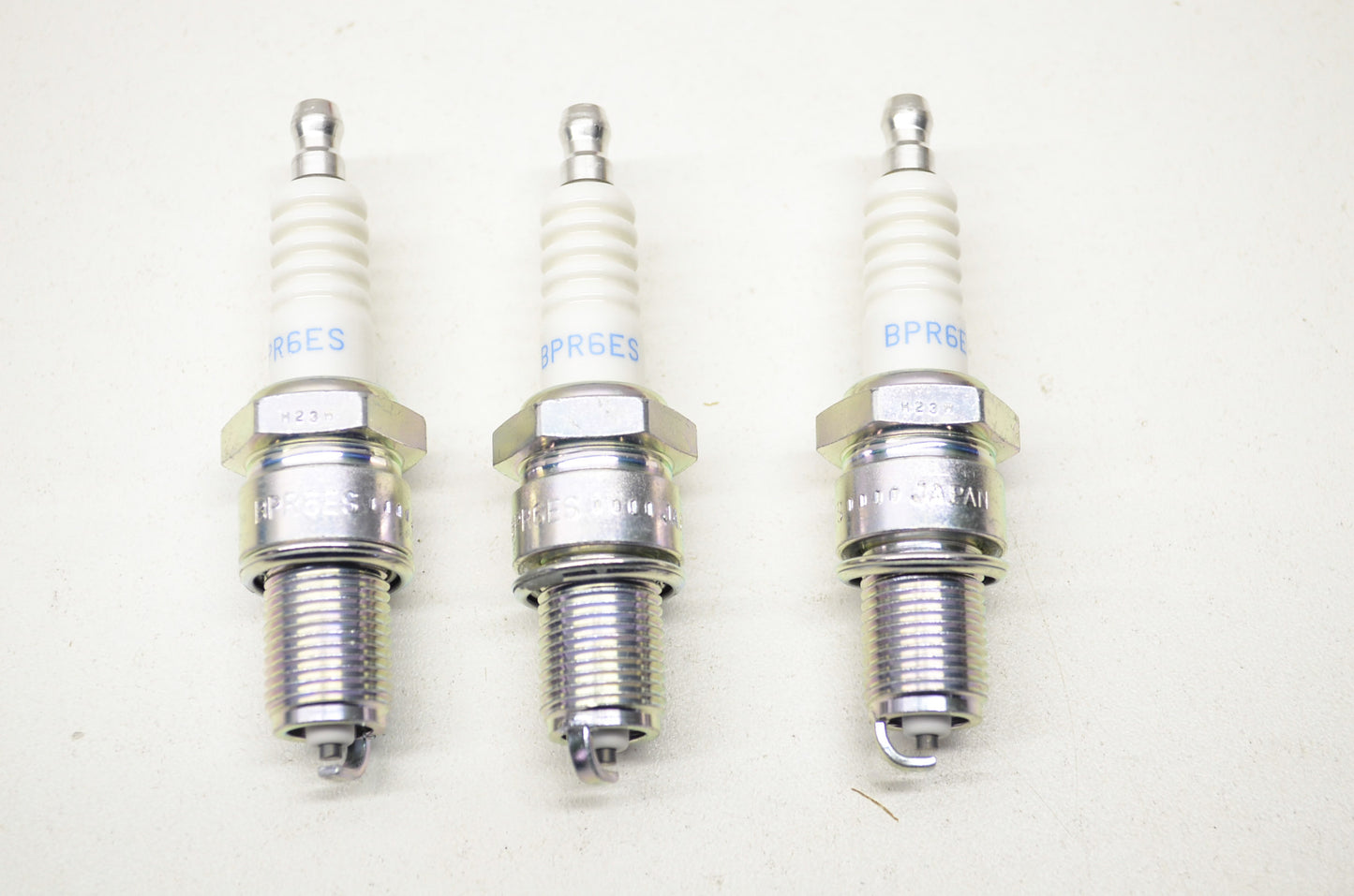 New Yamaha NGK Spark Plugs Qty 3 NOS