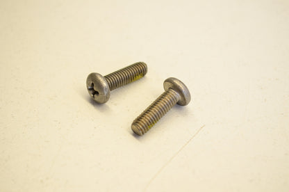 New OEM Mercury Screw QTY 2 NOS