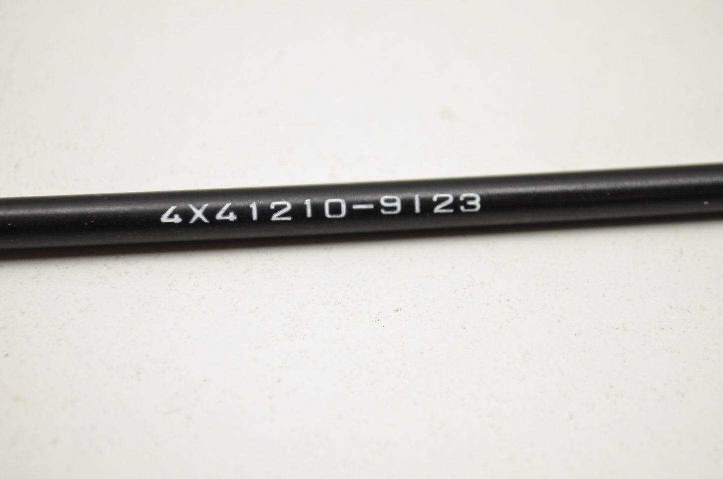 OEM Yamaha 4X4-26312-10-00 Throttle Cable 2 NOS
