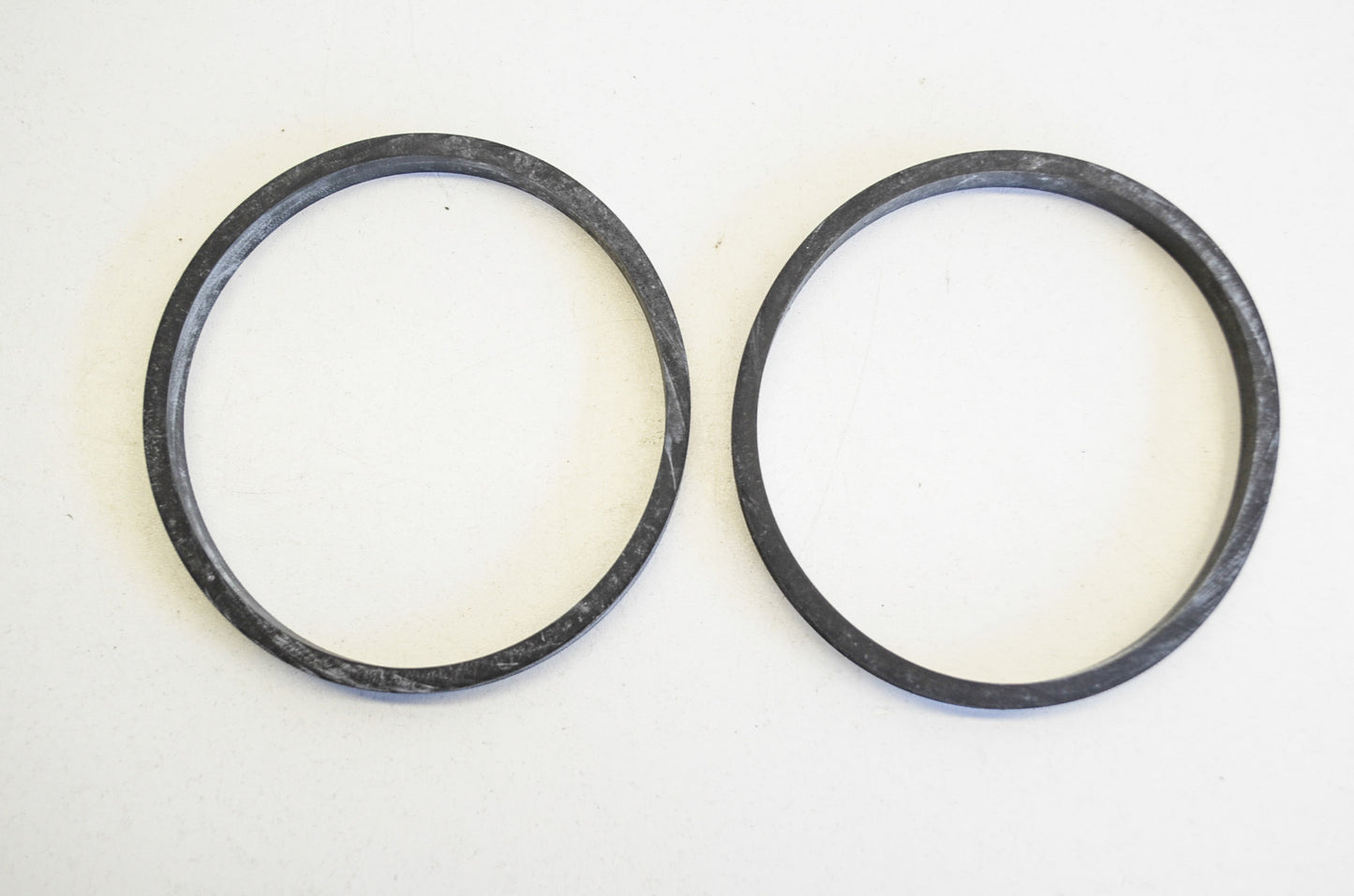 OEM Mercury 27-35982 Bell Housing Gasket Qty 2 NOS