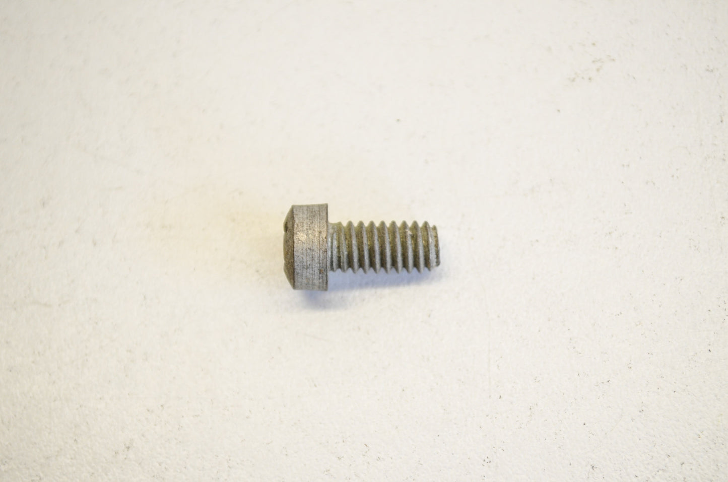 OEM Mercury 10-24222, 10-28713 Screw NOS