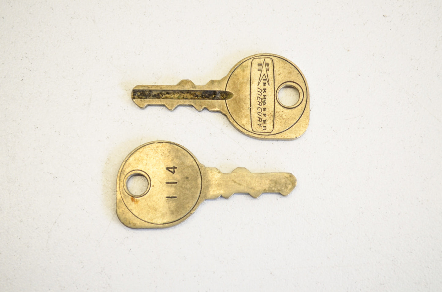 OEM Mercury 30431114 Key 114 Qty 2 NOS
