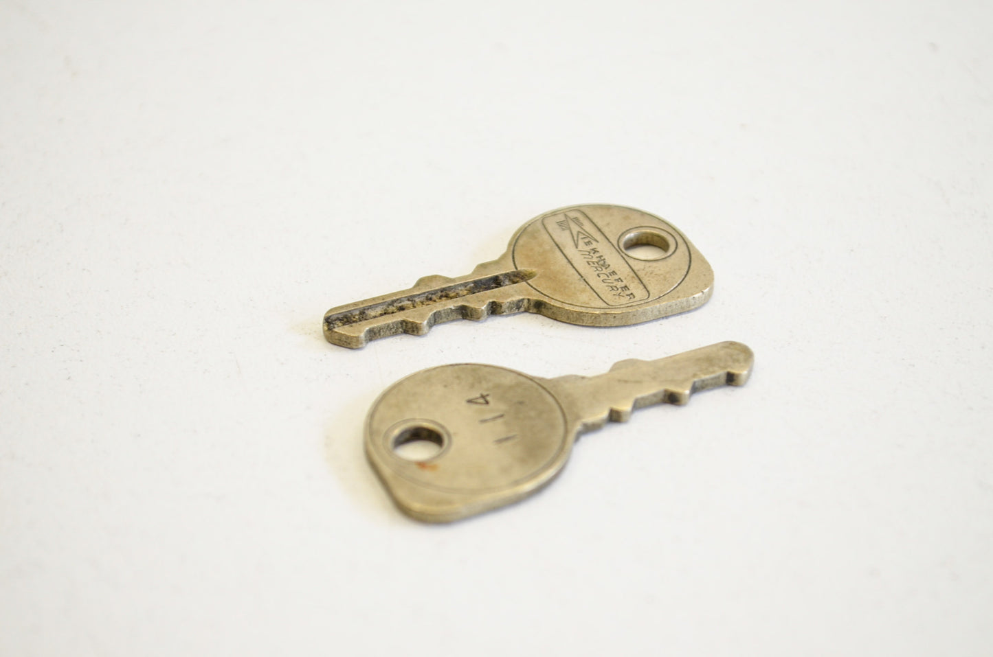 OEM Mercury 30431114 Key 114 Qty 2 NOS