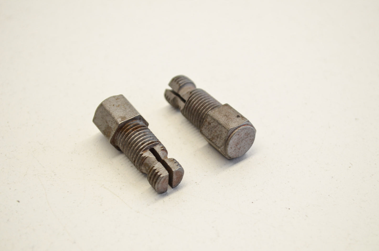New Gravely Tappet Adjuster Screw QTY 2 NOS