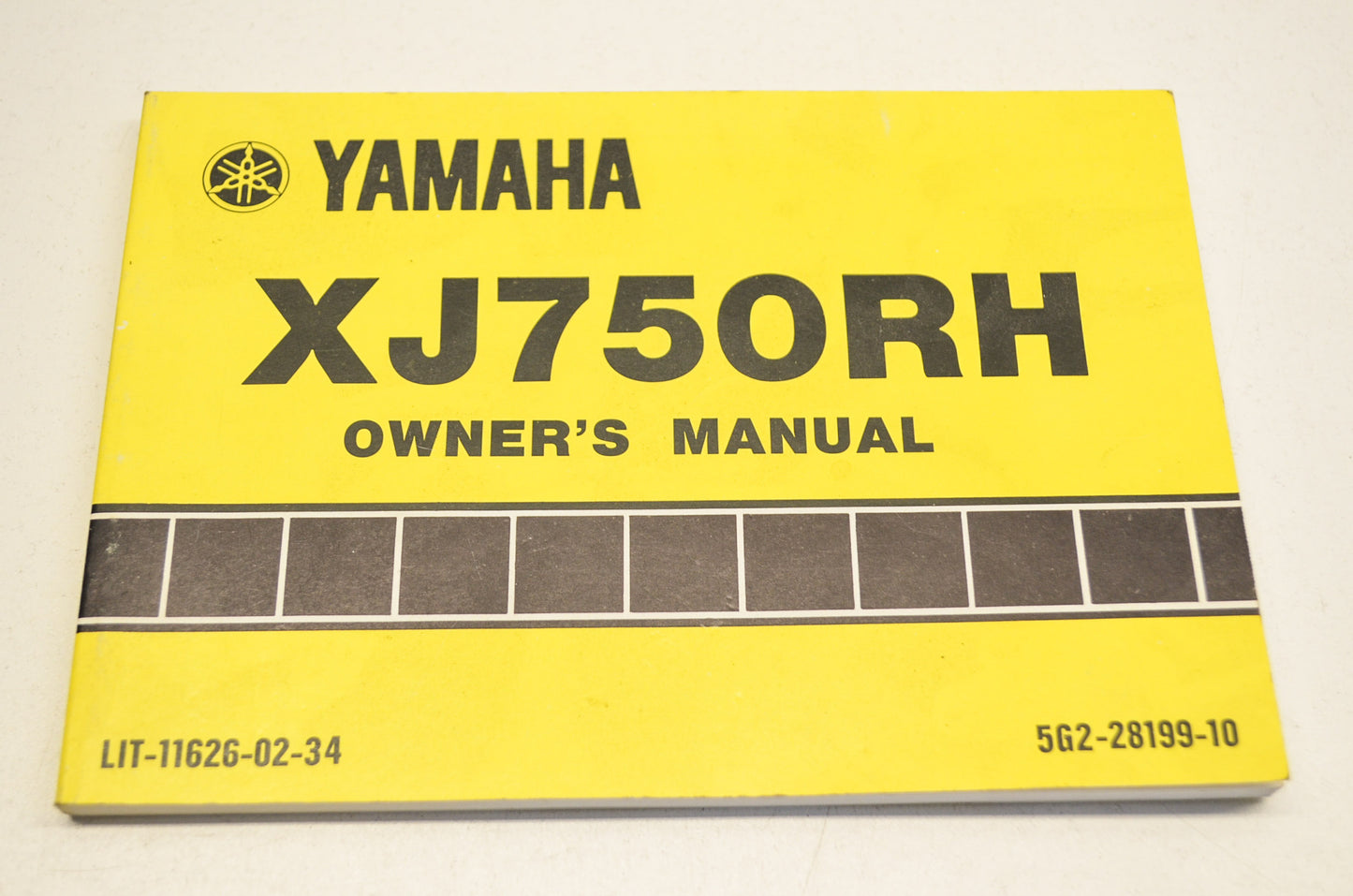 OEM Yamaha LIT-11626-02-34 XJ750RH Owner's Manual NOS