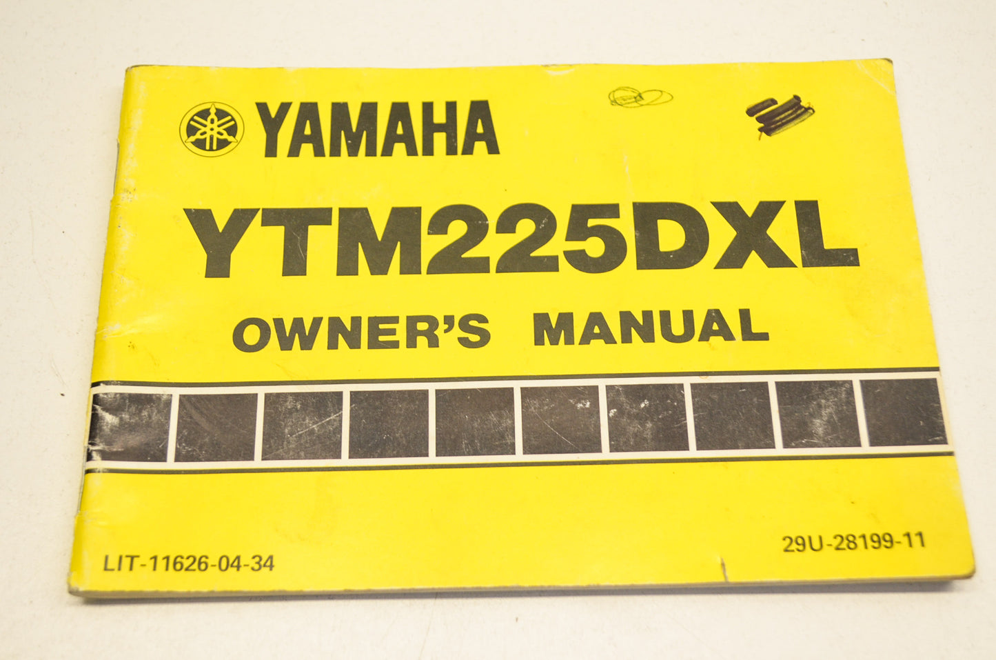 OEM Yamaha LIT-11626-04-34 Owner's Manual YTM225DXL