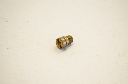 OEM Yamaha 3G2-14231-27-00 Main Jet #135