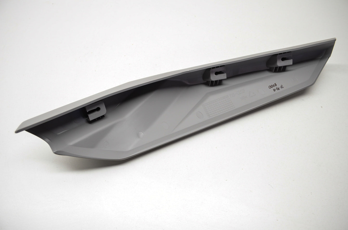 Right Gunwale Joint NOS