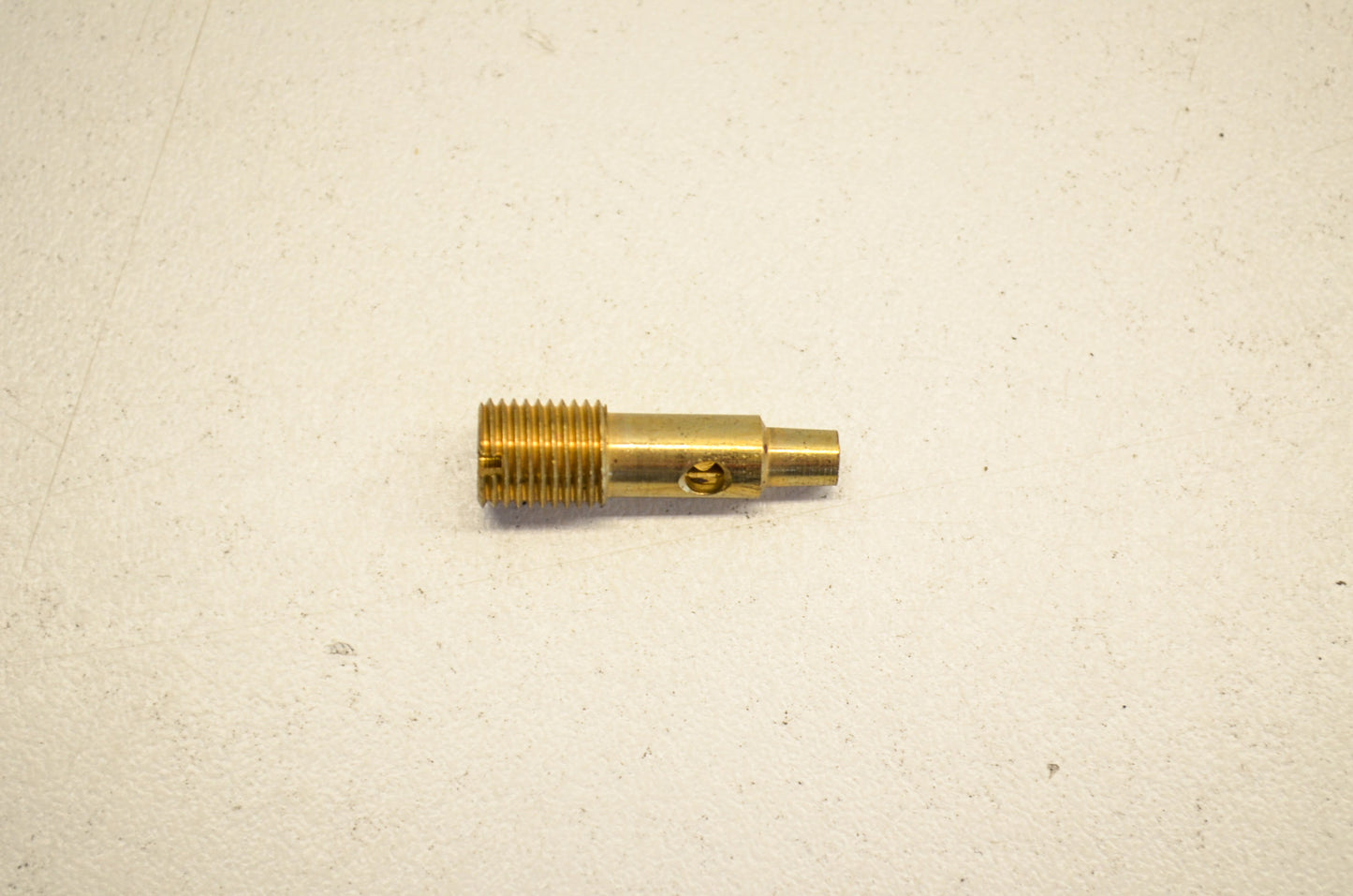 OEM Yamaha 845-14516-35-00 Main Jet #135