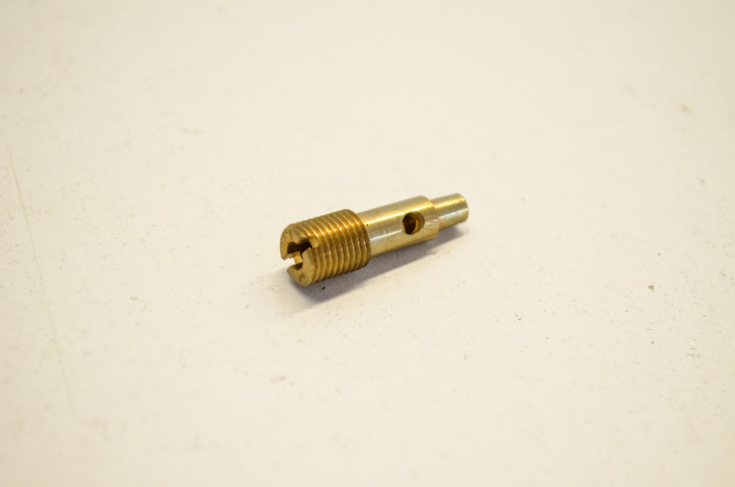 OEM Yamaha 845-14516-35-00 Main Jet #135