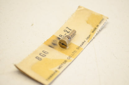 OEM Yamaha 8G6-14948-27-00 Jet