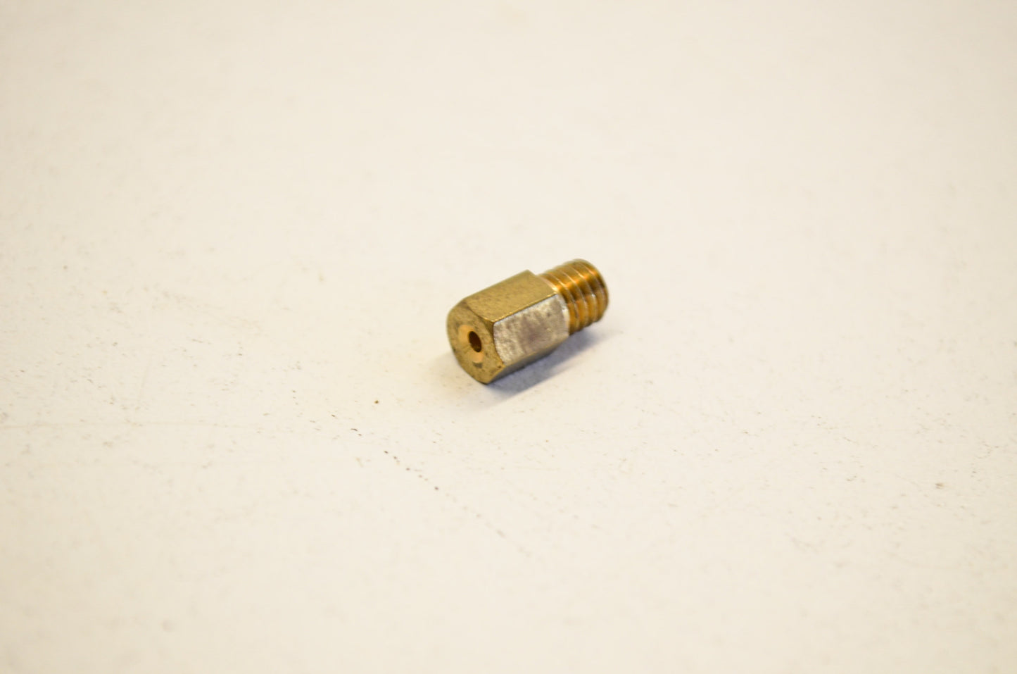 OEM Yamaha 137-14143-76-00 Main Jet #380