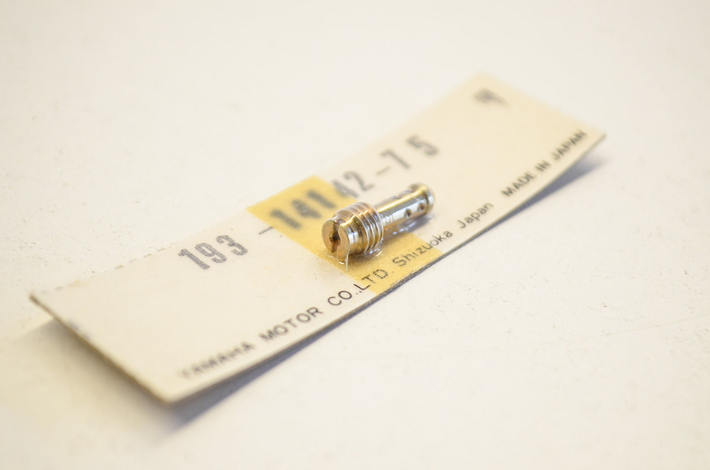 OEM Yamaha 193-14142-75-00 Pilot Jet #75 NOS