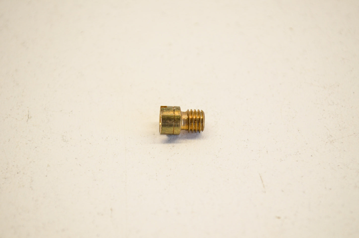 OEM Yamaha 3G2-1423A-67-00 Main Jet #825