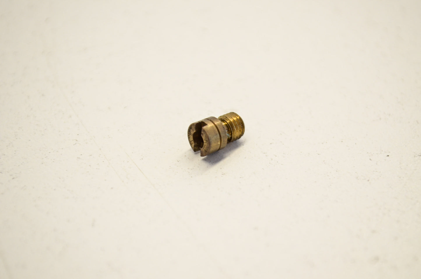 OEM Yamaha 3G2-1423E-57-00 Main Jet #143.8 NOS