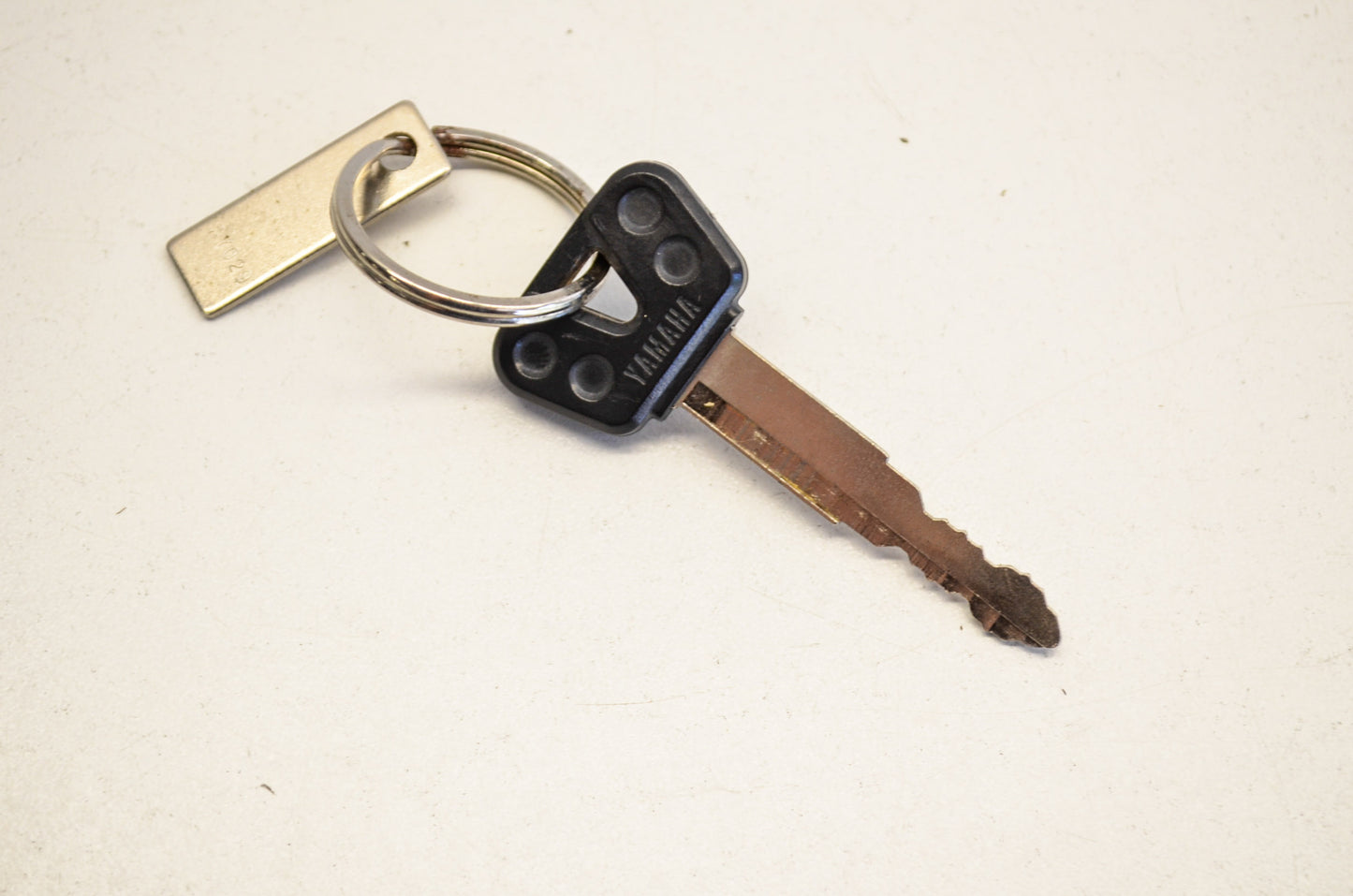 New OEM Yamaha Precut Key A7029 NOS