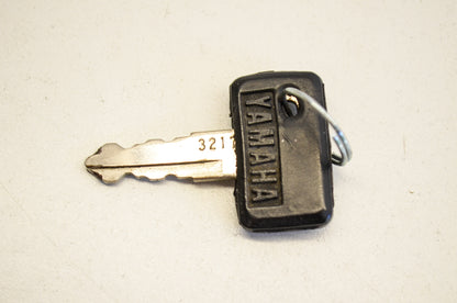 New OEM Yamaha Precut Key 3217 NOS