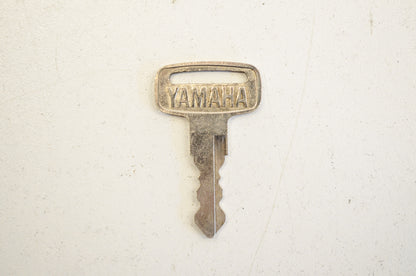 New OEM Yamaha Precut Key 3249 NOS