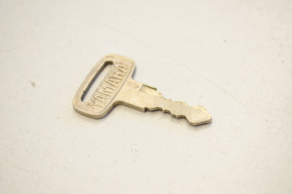 New OEM Yamaha Precut Key 3249 NOS