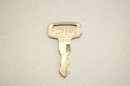 New OEM Yamaha Precut Key 3249 NOS