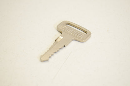 New OEM Yamaha Precut Key 3126 NOS