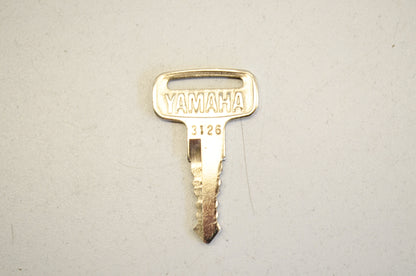 New OEM Yamaha Precut Key 3126 NOS