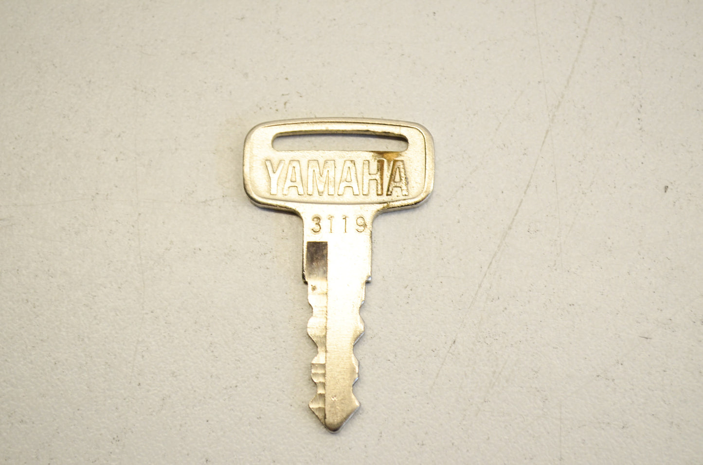 New OEM Yamaha Precut Key 3119 NOS