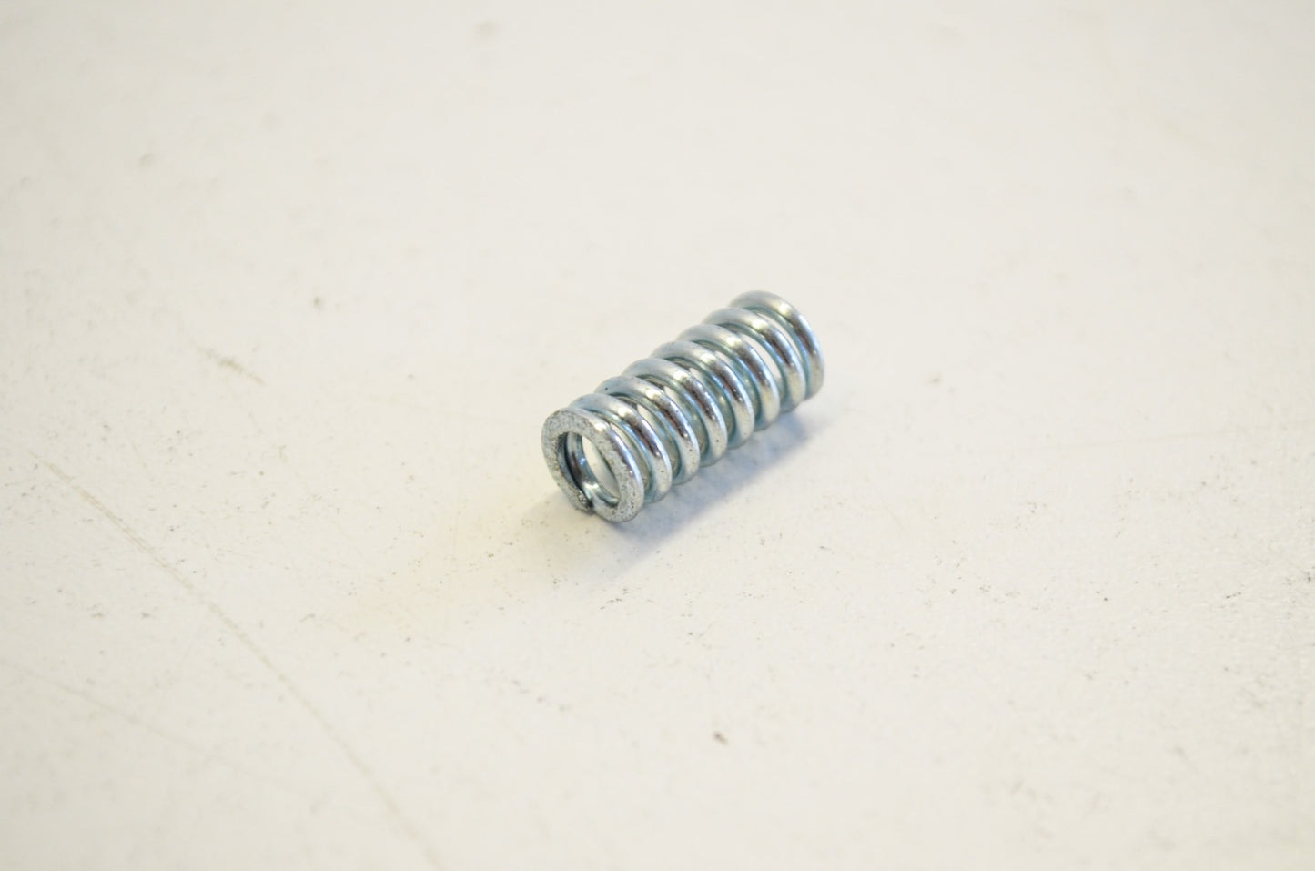 OEM Yamaha 150-15625-00-00 Compression Spring NOS