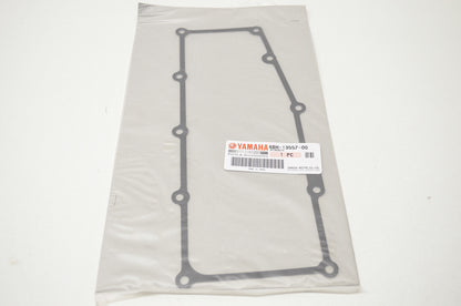 OEM Yamaha 6BH-13557-00-00 Gasket NOS