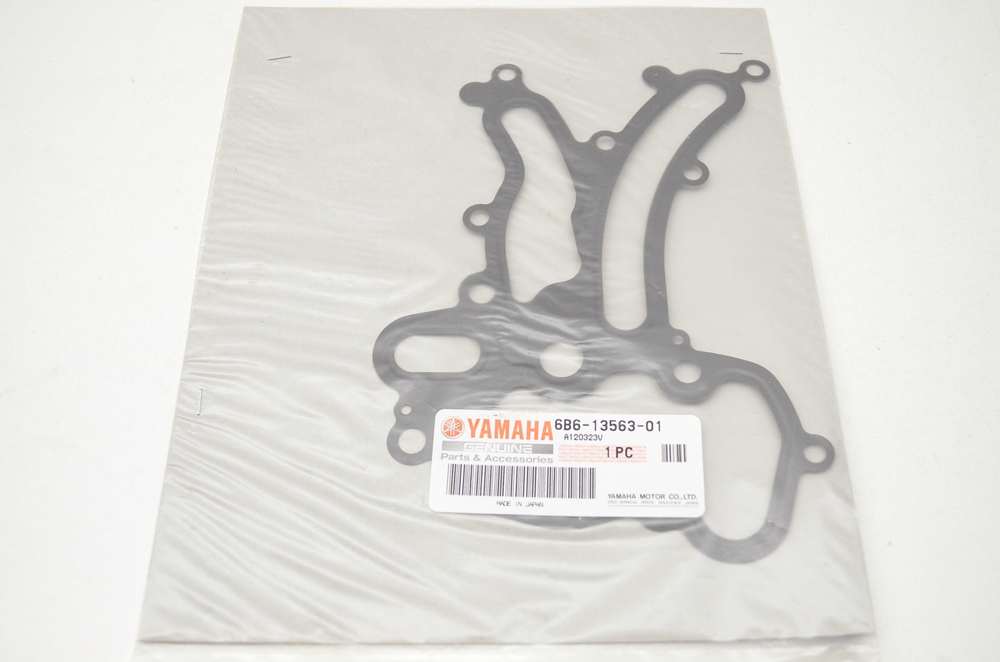 OEM Yamaha 6B6-13563-01-00 Gasket NOS