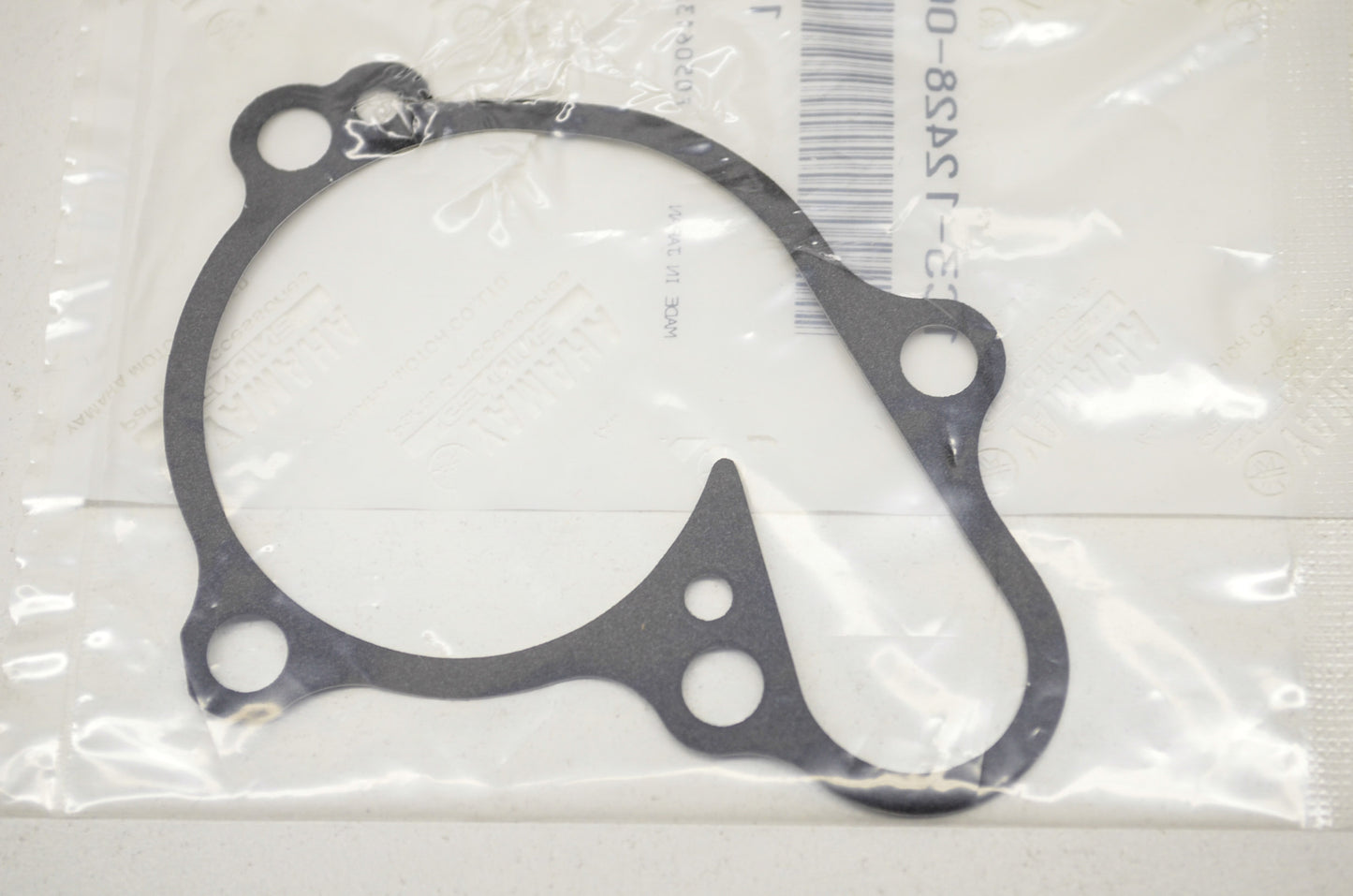 OEM Yamaha 1C3-12428-00-00 Housing Cover Gasket NOS