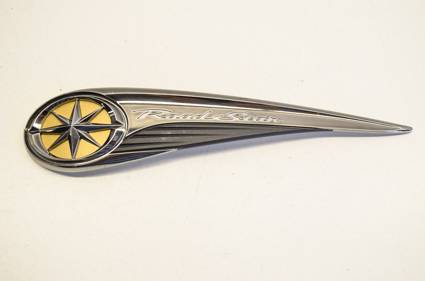OEM Yamaha 5VN-2416B-00-00 Emblem