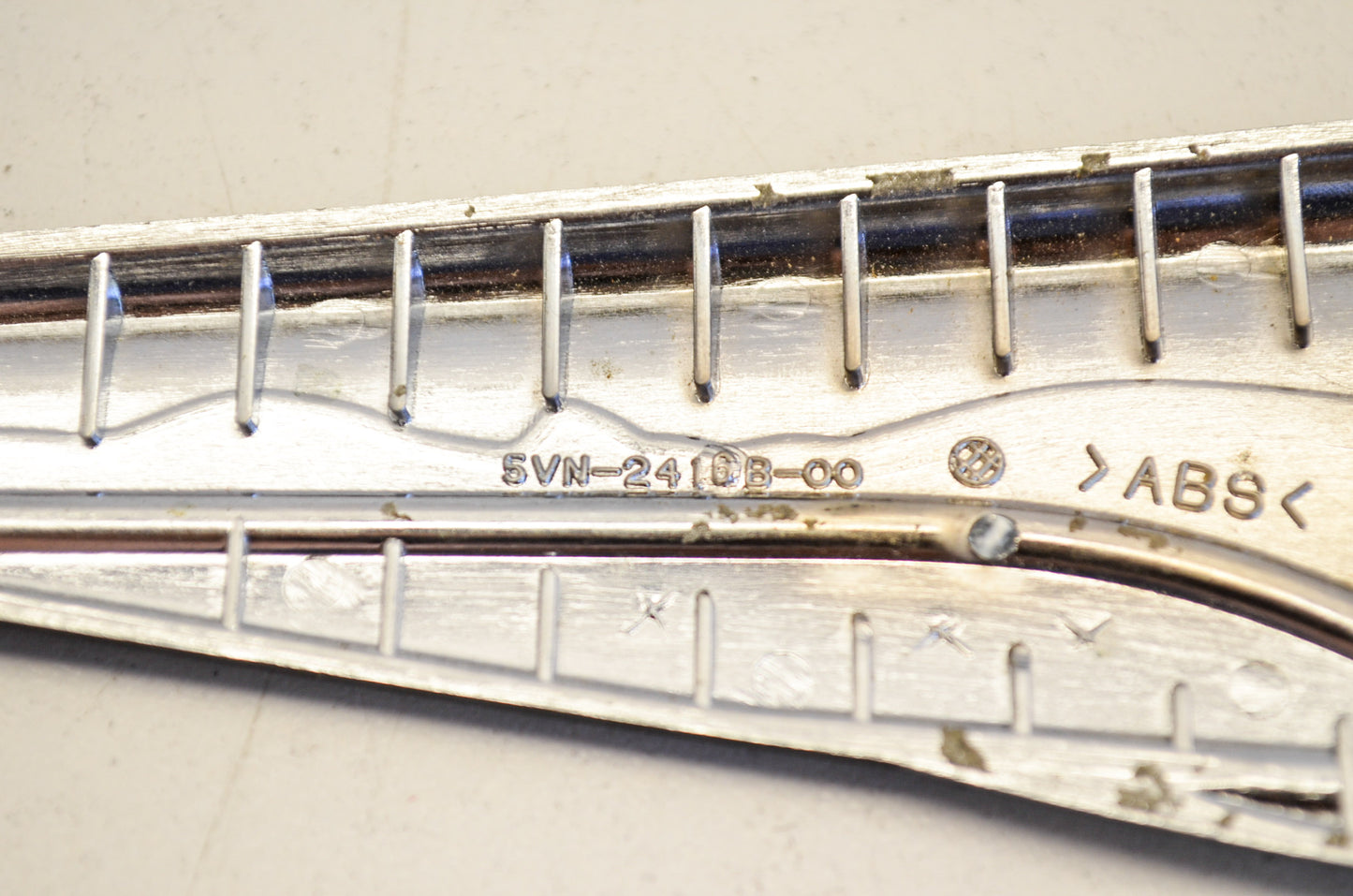 OEM Yamaha 5VN-2416B-00-00 Emblem