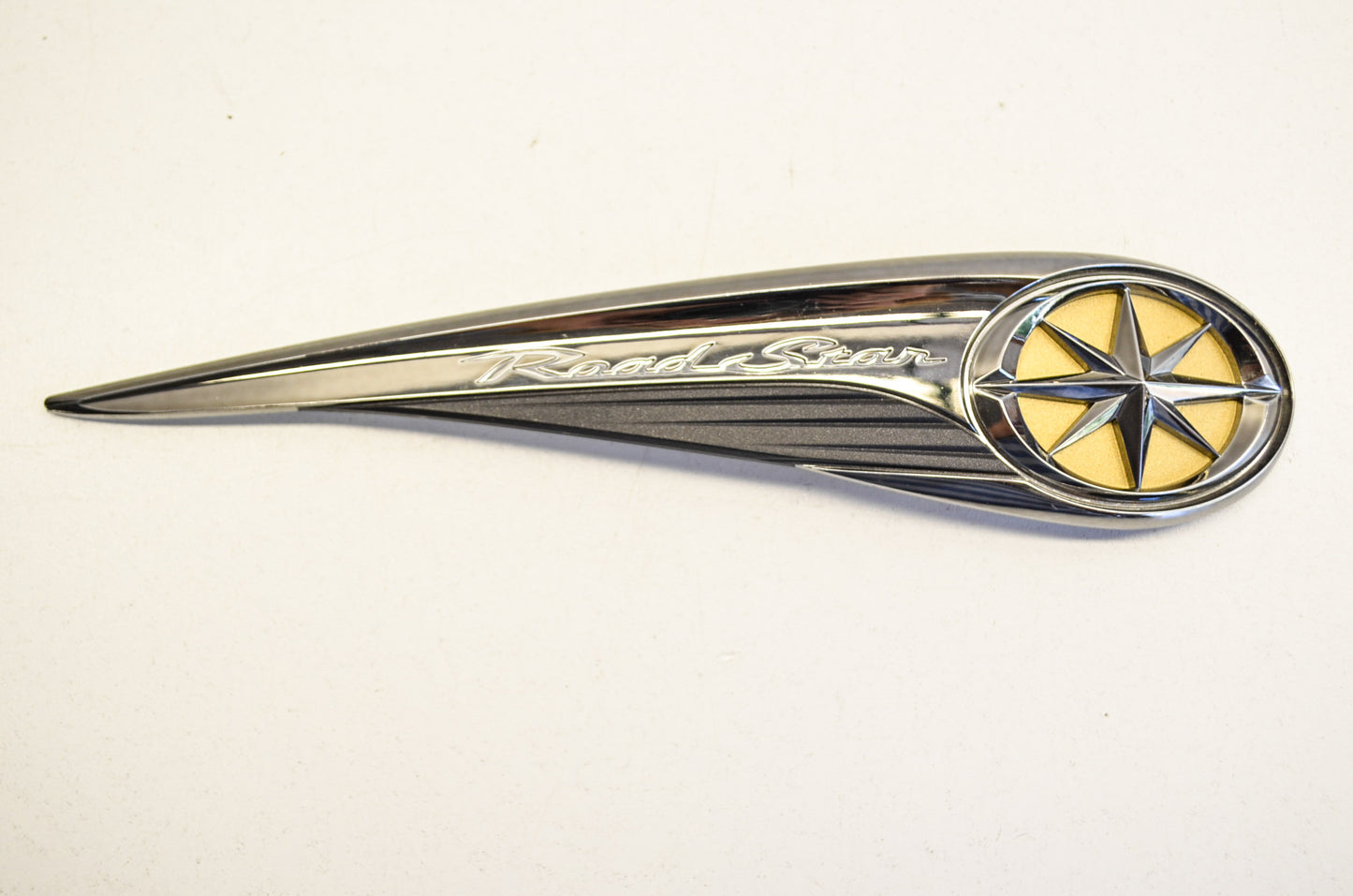 OEM Yamaha 5VN-2417B-00-00 Emblem