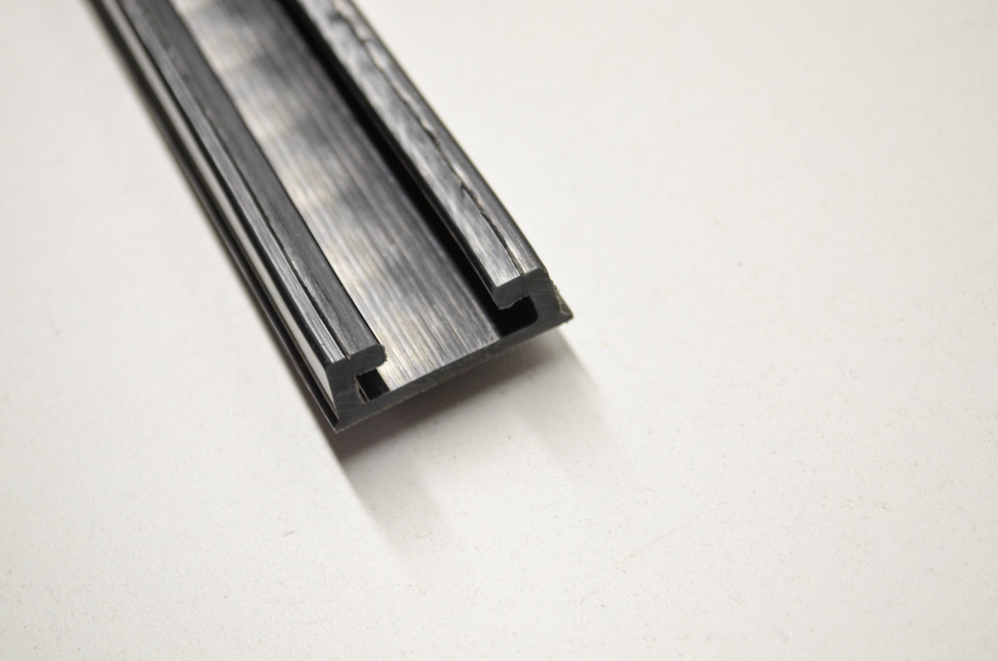 OEM Yamaha SMA-8FT92-00-HP Hi-Performance Black Slider Runner Qty 2 NOS