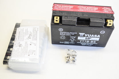 New Yuasa Maintenance Free Battery NOS