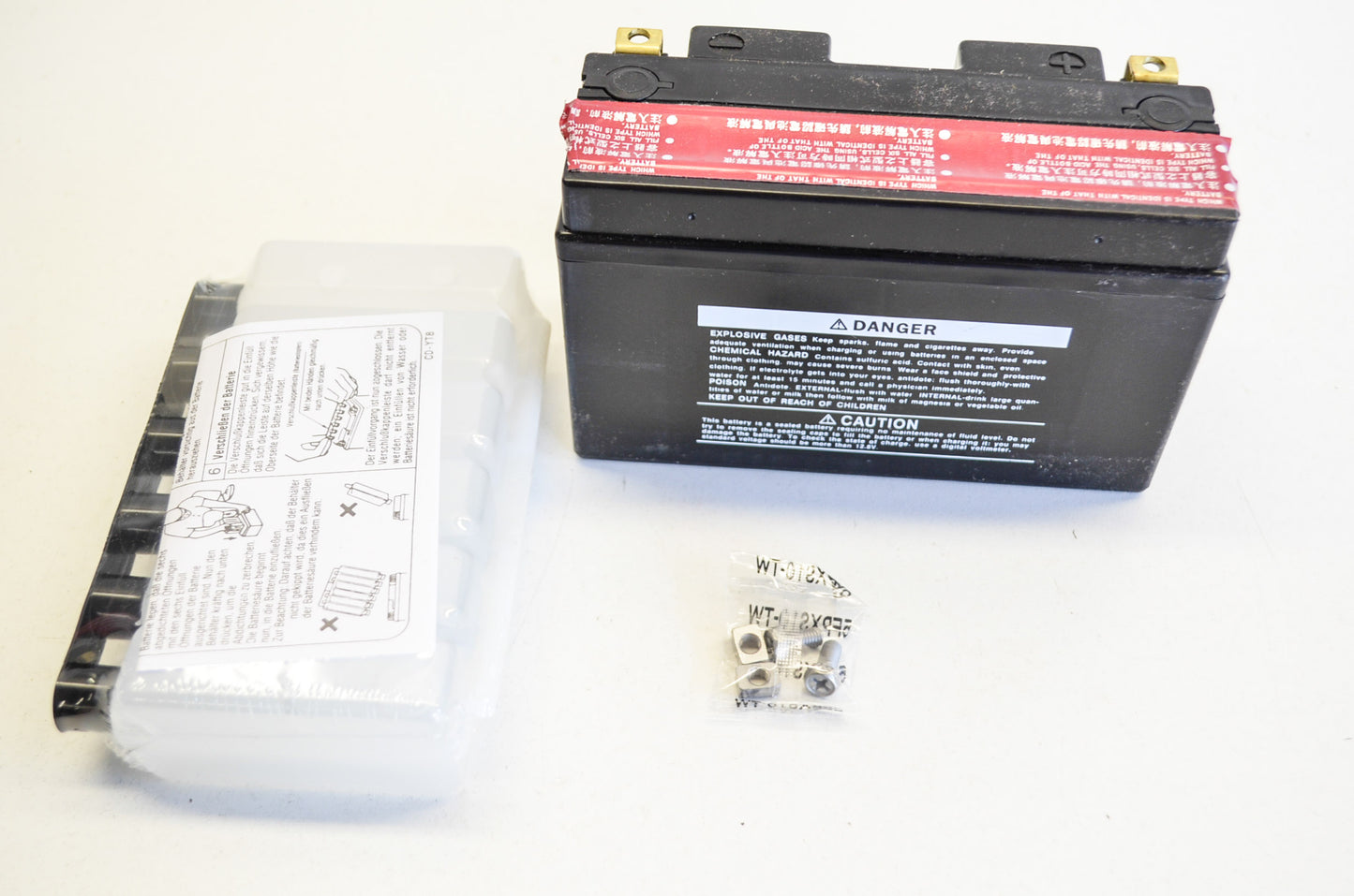 New Yuasa Maintenance Free Battery NOS